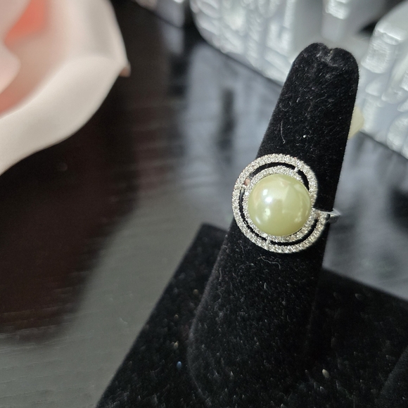 Jewelry - Sunset Pearl and Sterling Silver Ring